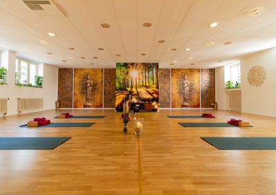 Glücksbringer Yoga Center Würzburg Yogaraum