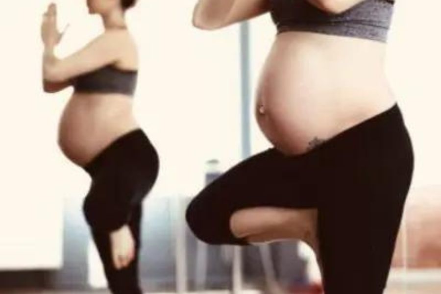 24.06.25 Start: Yoga für Schwangere mit Dagmar (Präventionskurs)