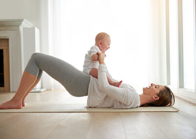 Yoga mit Baby bei Liz